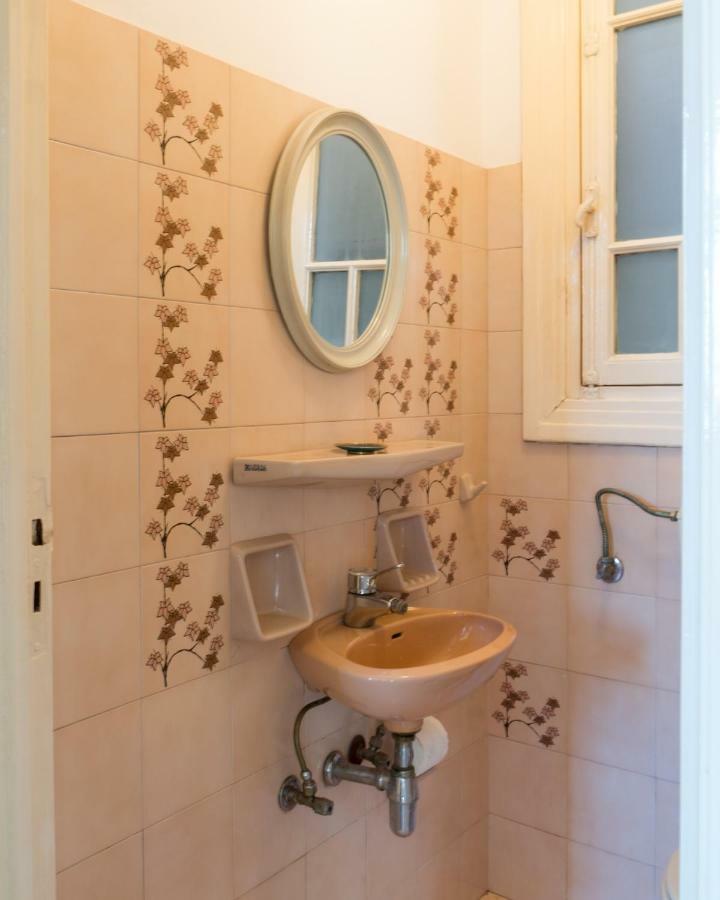 Plaka Vintage Apartment Athena Bagian luar foto